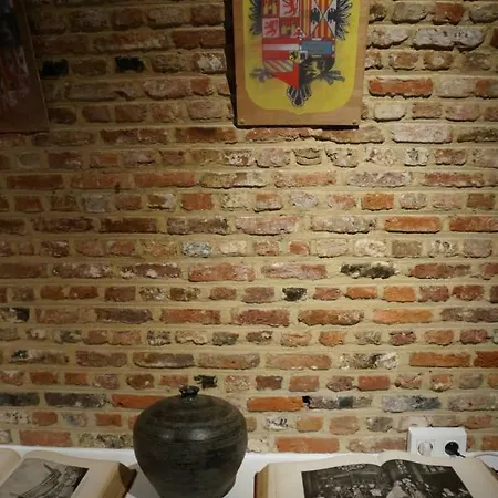 Charming Jan Zonder Vrees Bed & Breakfast Antwerp