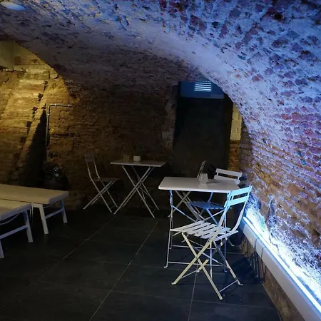 Bed & Breakfast Charming Jan Zonder Vrees Antwerp